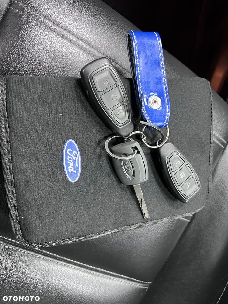 Ford Kuga 2.0 TDCi 4WD Titanium - 11