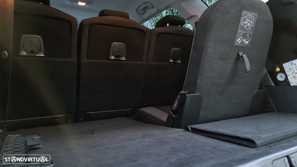 Peugeot 5008 1.5 BlueHDi Allure EAT8 - 28