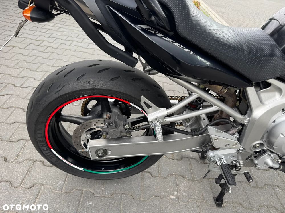 Yamaha FZ6 - 18