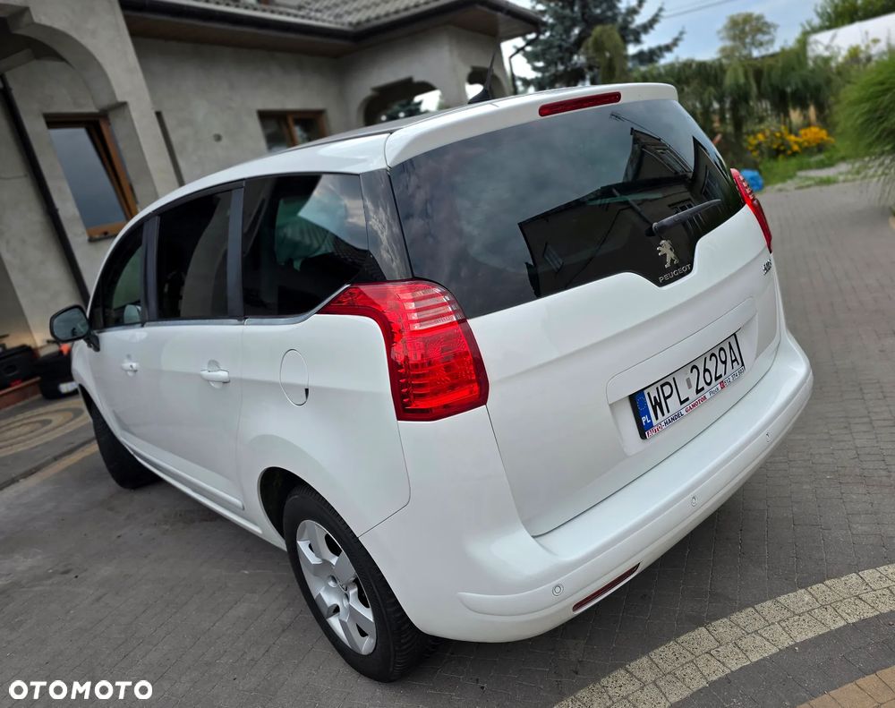 Peugeot 5008 - 1