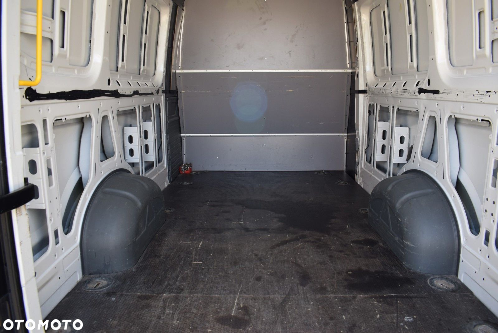 Volkswagen Crafter - 27