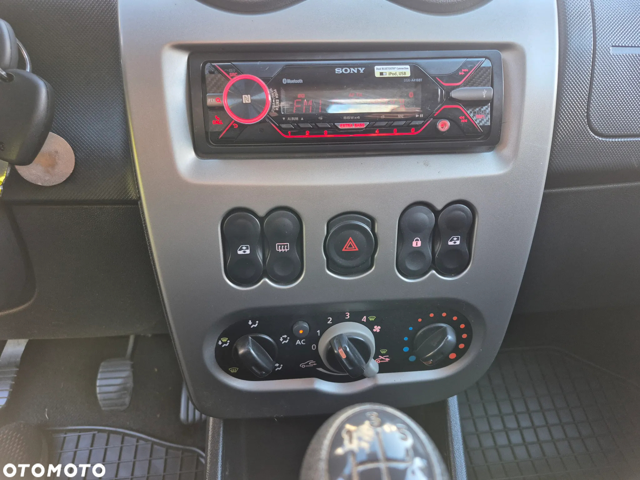 Dacia Sandero 1.6 MPI Stepway - 28