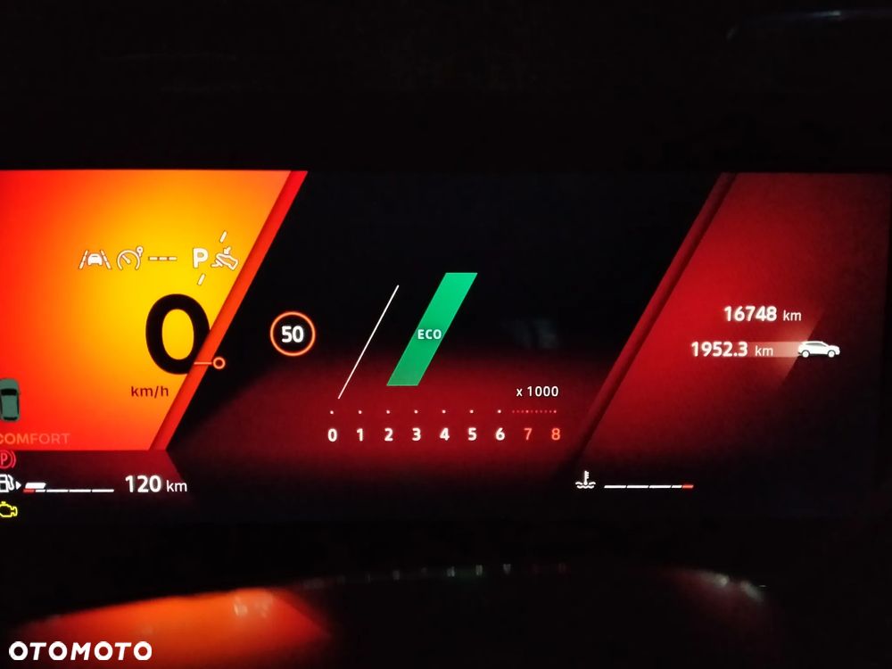 Renault Austral 1.3 TCe mHEV Techno - 8