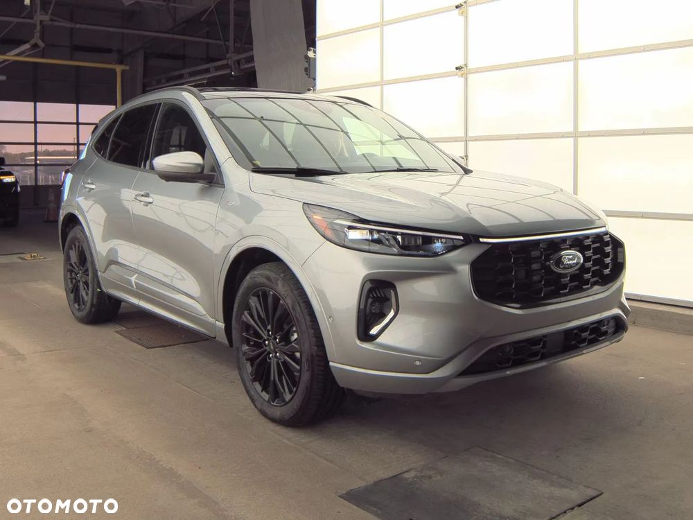 Ford Escape - 4