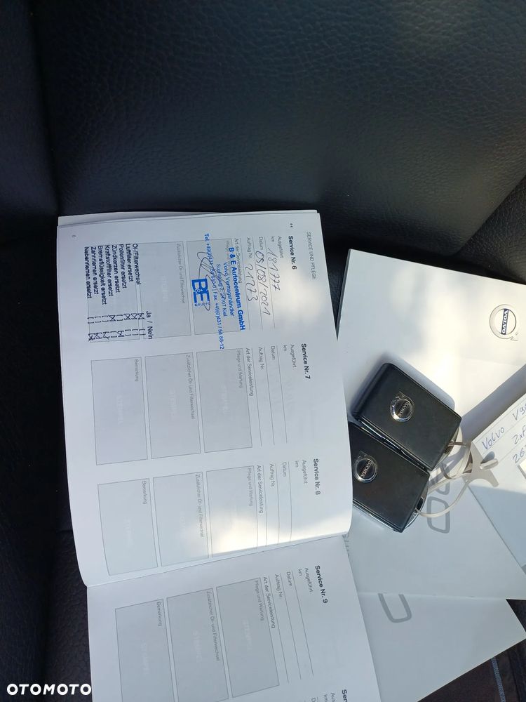 Volvo V90 D5 AWD Geartronic Momentum - 27