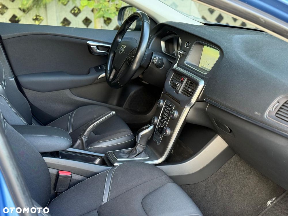 Volvo V40 - 8