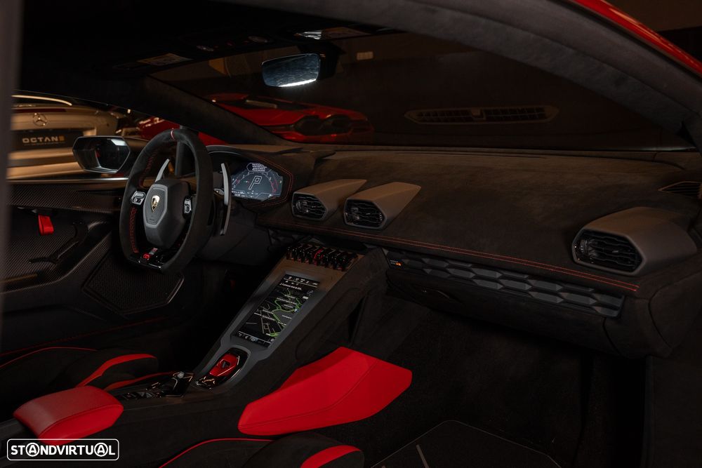Lamborghini Huracán STO - 22
