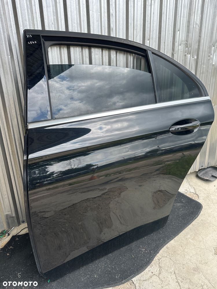 MERCEDES E 213 drzwi  czarne 040  szyba zamek podnośnik  tył przód - 10