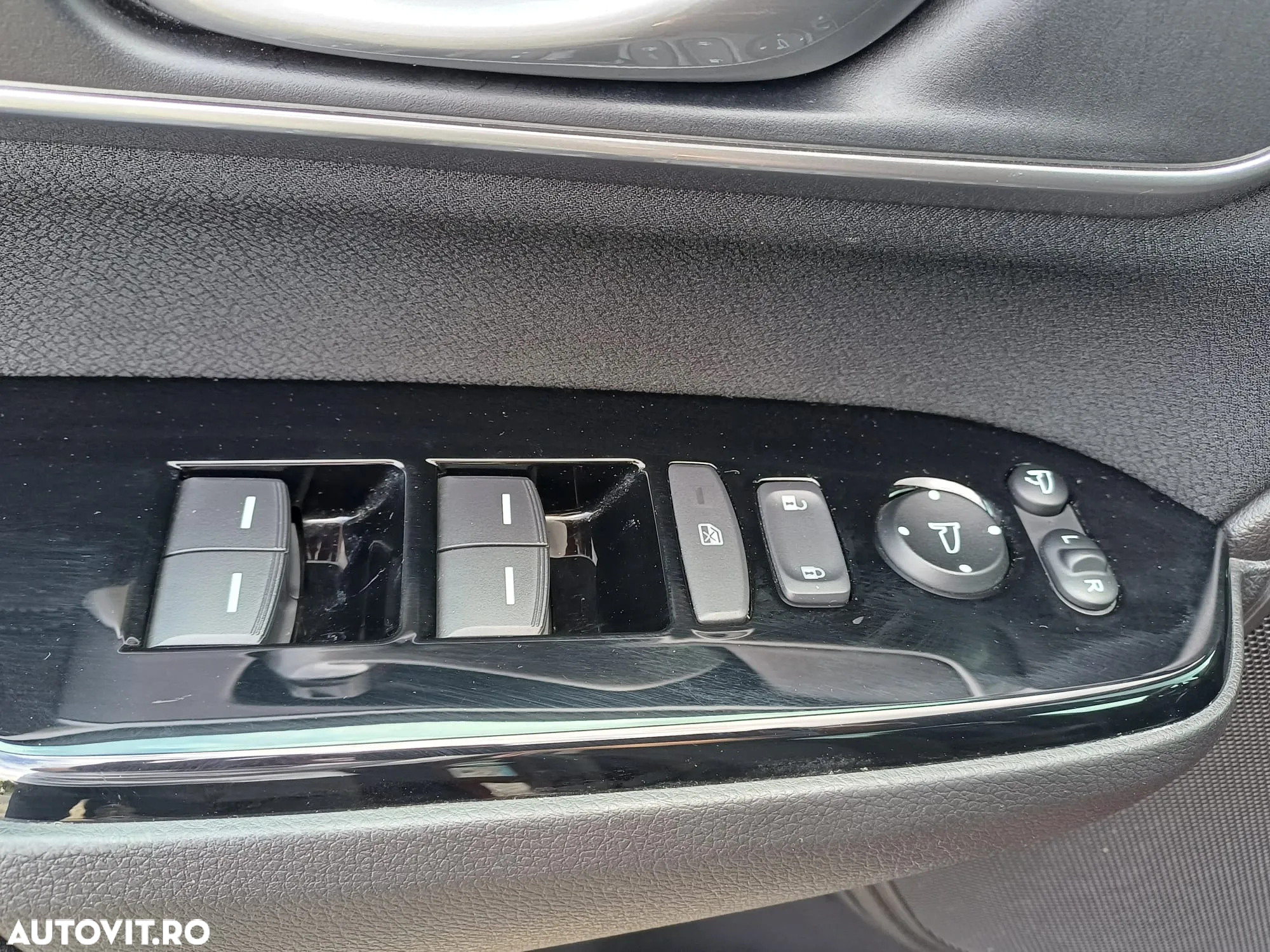 Honda CR-V 2.0 Hybrid i-MMD 2WD E-CVT Elegance - 17