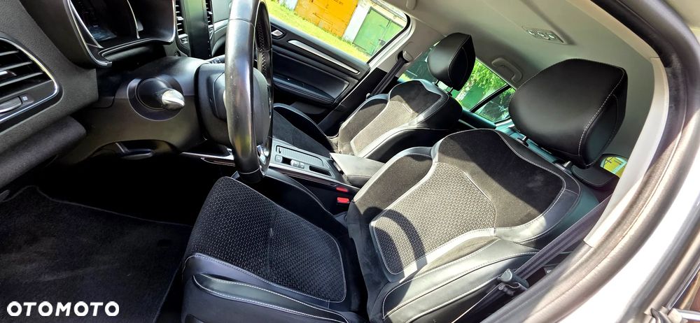 Renault Megane TCe 140 GPF EDC INTENS - 21