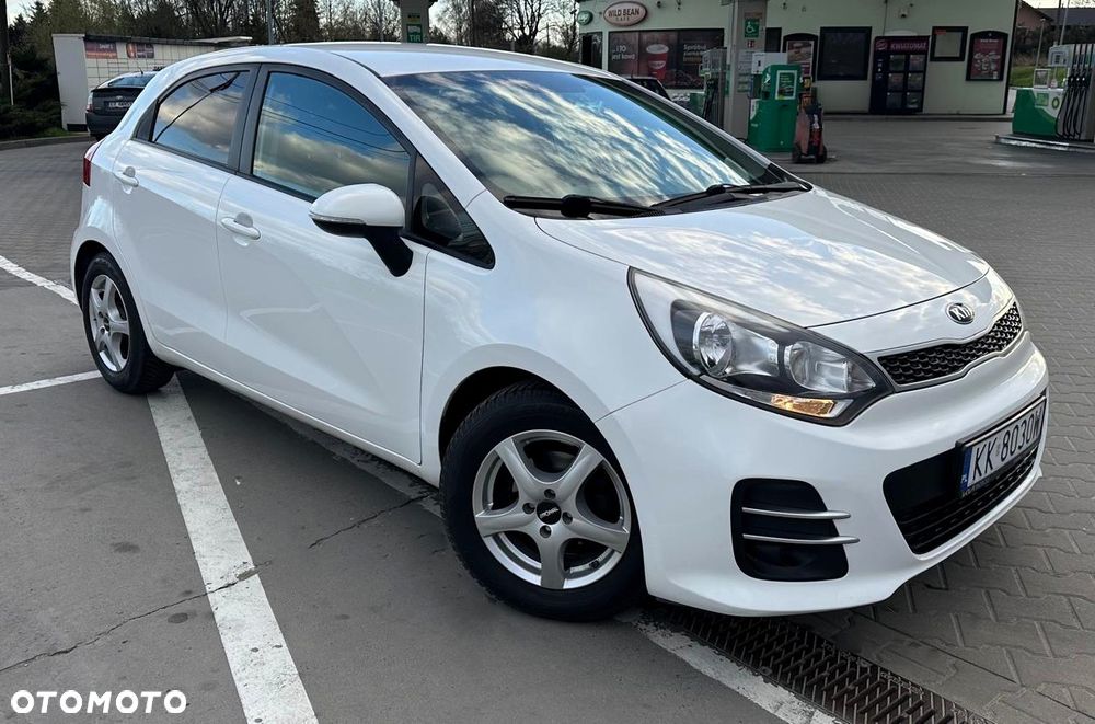Kia Rio 1.2 Dream Team Edition - 2
