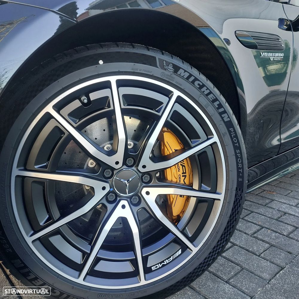 Mercedes-Benz SL 63 AMG 4Matic+ - 33