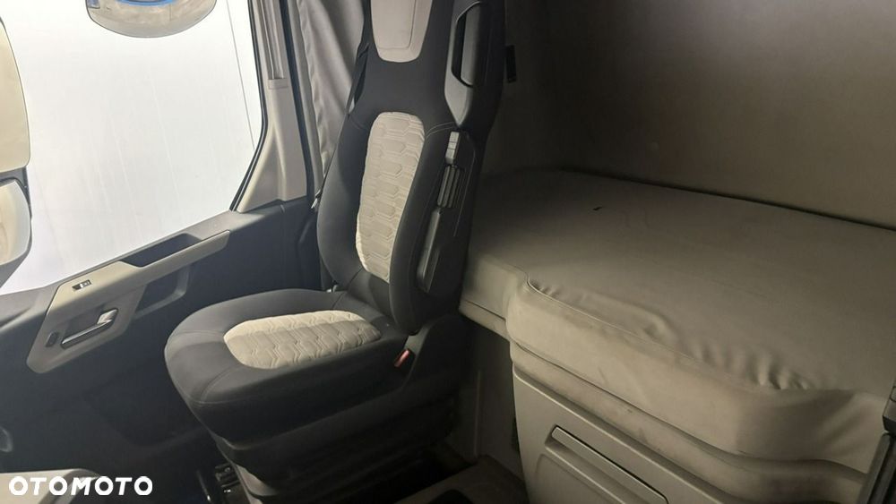 Ford F-MAX - 17