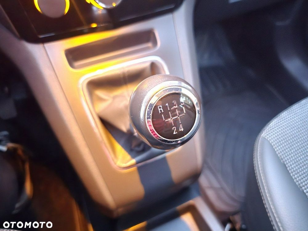 Opel Zafira 1.8 Cosmo - 33