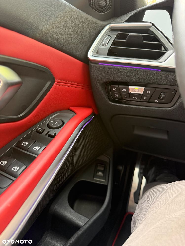 BMW Seria 3 320d mHEV M Sport - 37