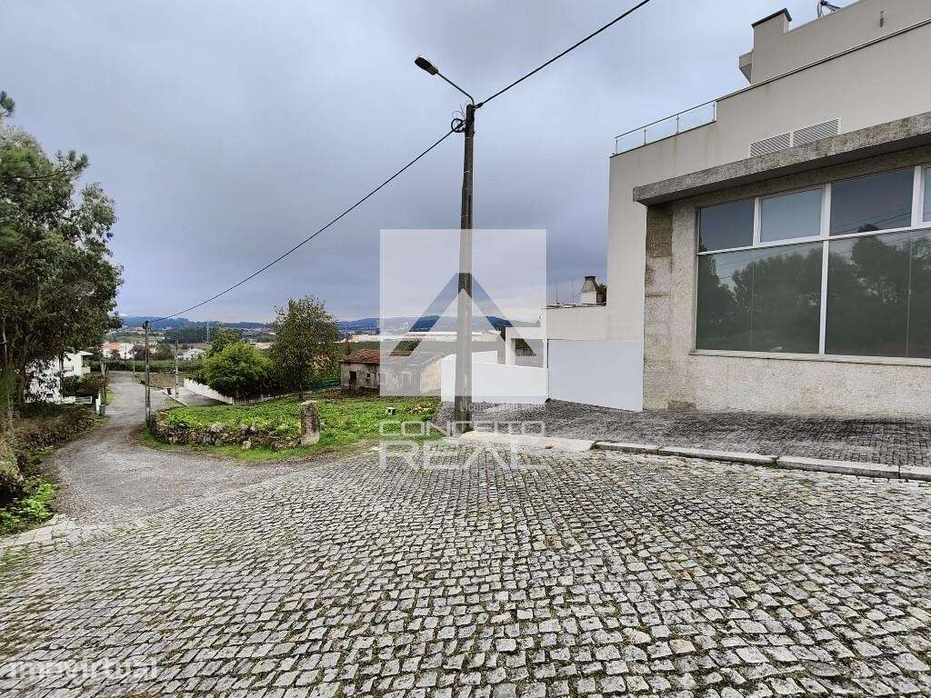 Terreno c/ viabilidade de construção - área 2613 m2  - Águas Santas (M - Grande imagem: 2/6