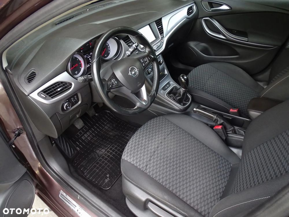 Opel Astra 1.4 T Elite - 17