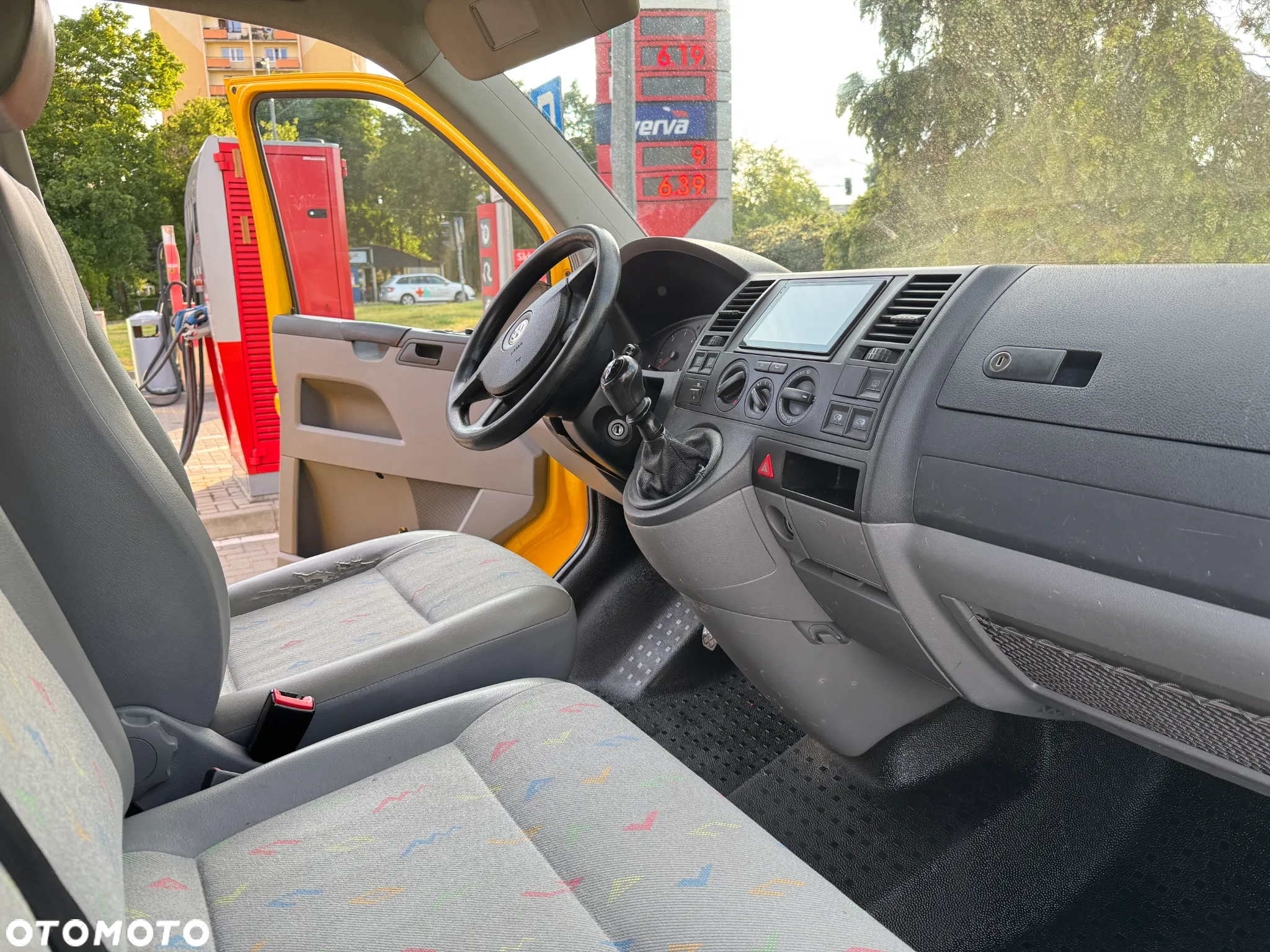 Volkswagen Transporter - 12