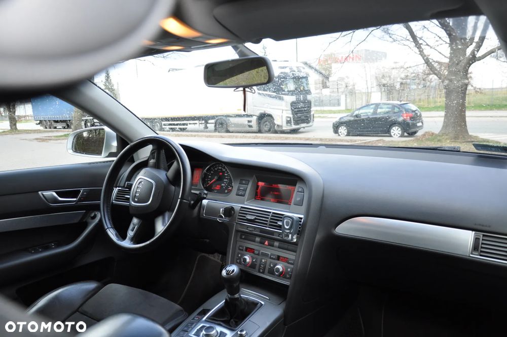 Audi A6 Avant 2.0 TDI - 10