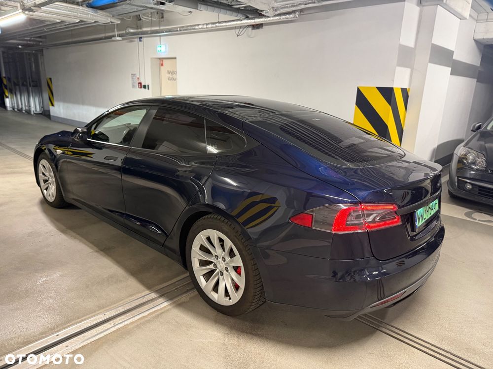 Tesla Model S Performance - 6