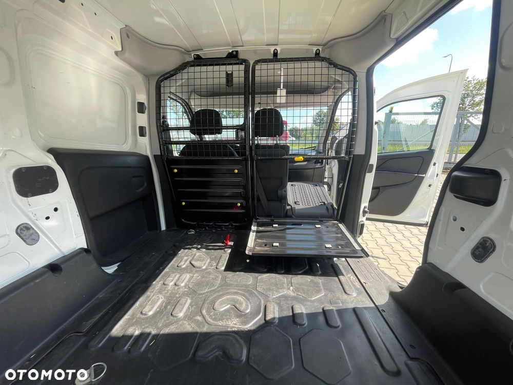 Fiat Doblo Maxi Salon PL - 21