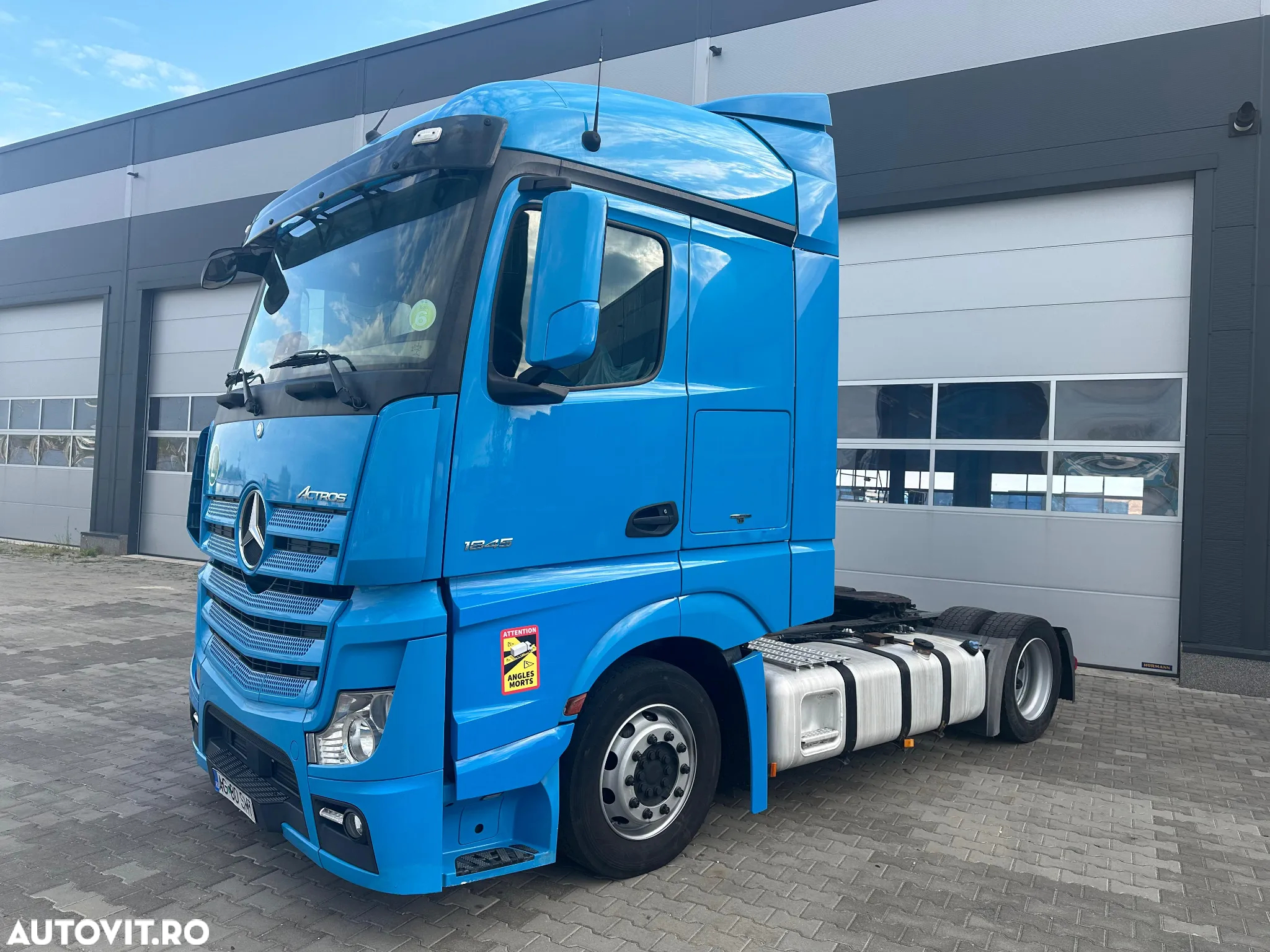 Mercedes-Benz Actros 1845 Mega - 36