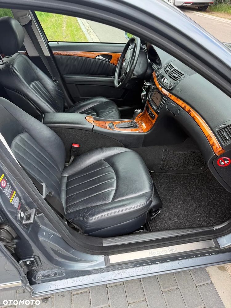 Mercedes-Benz Klasa E 220 CDI Automatik Elegance DPF BusinessEDITION - 16