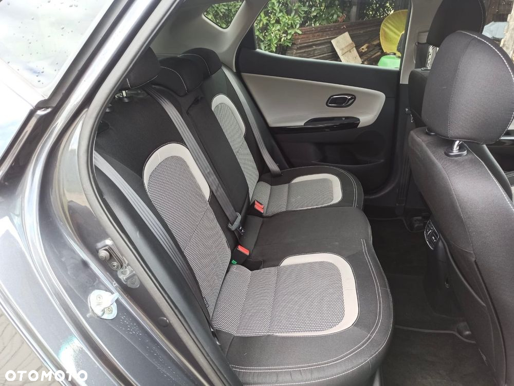 Kia Ceed Cee'd 1.6 GDI L Business Line DCT - 7