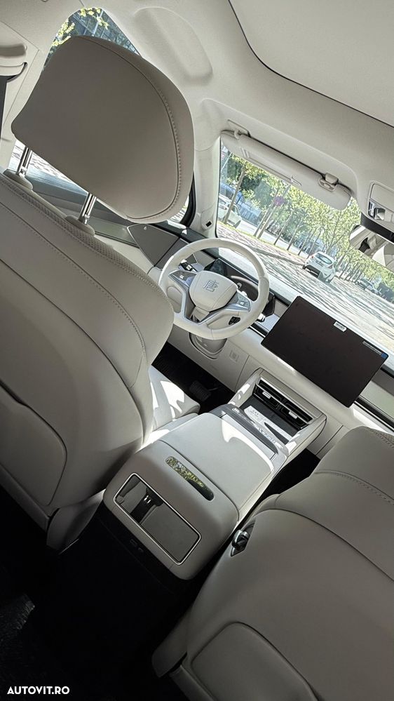 Byd Tang L - 6