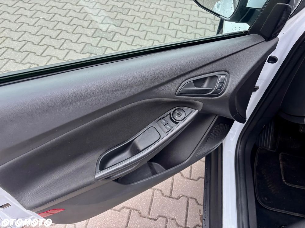Ford Focus 1.0 EcoBoost Edition - 13