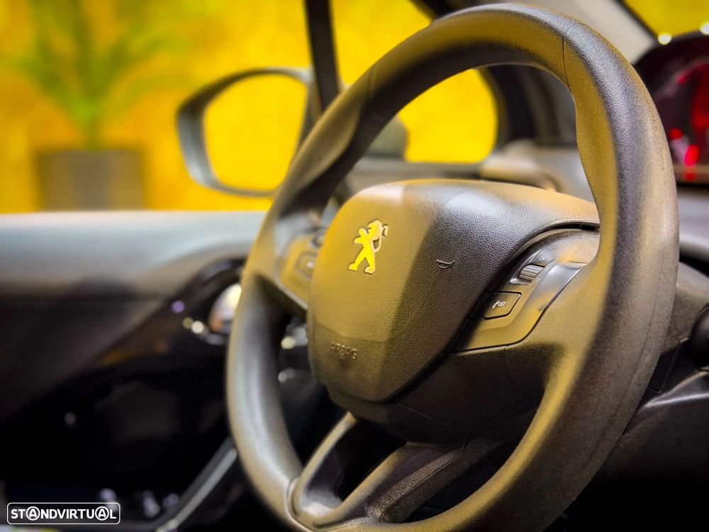 Peugeot 208 1.6 e-HDi SE Style - 21