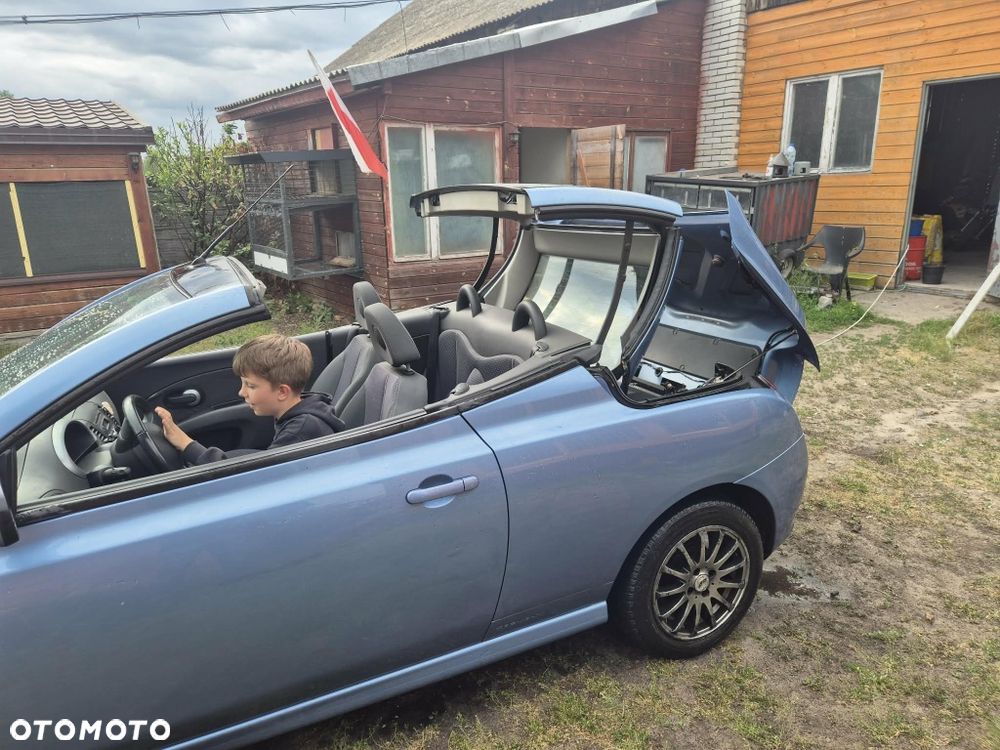 Nissan Micra - 5