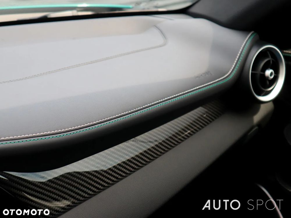 Alfa Romeo Giulia 2.9 Bi Turbo V6 Quadrifoglio - 36