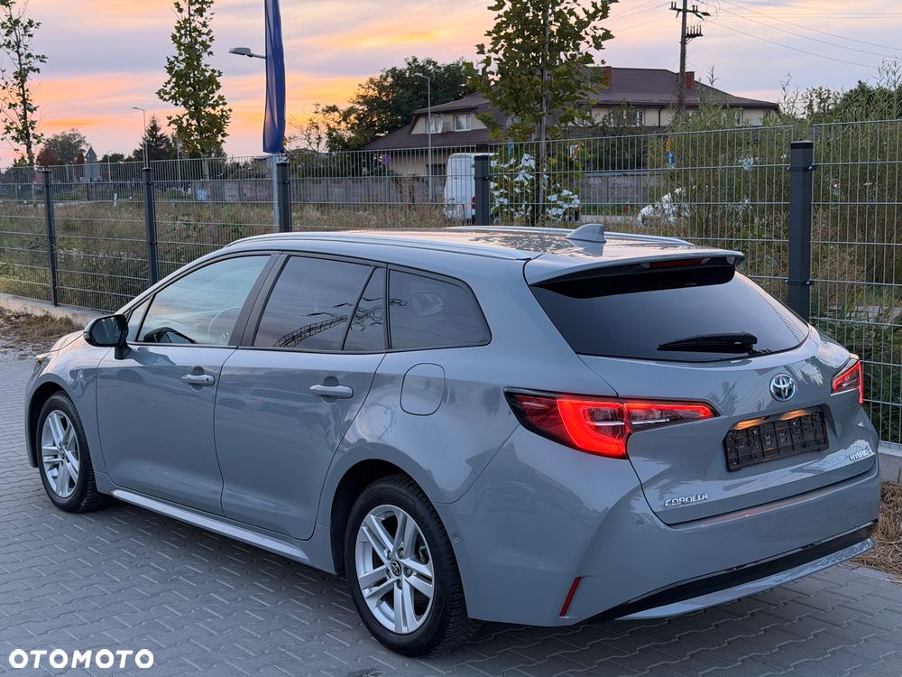 Toyota Corolla 1.8 Hybrid Comfort - 6