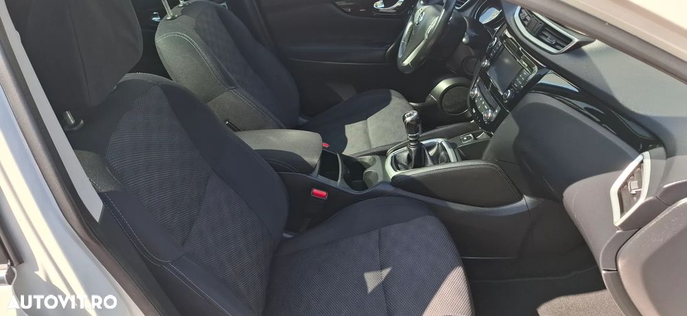 Nissan Qashqai 1.5 DCI Start/Stop Tekna - 18