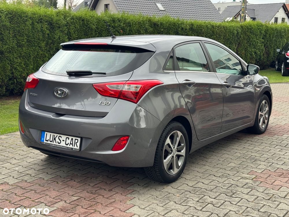 Hyundai i30 1.4 Passion - 6