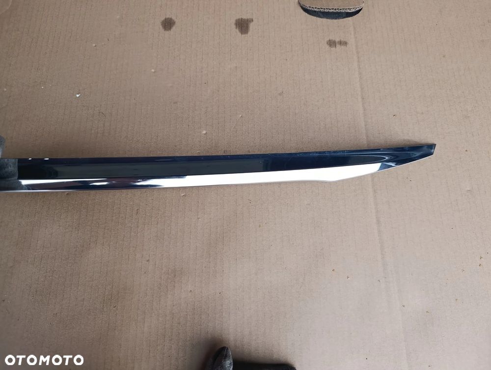 MERCEDES W213 LIFT AMG LISTWA CHROM KLAPY BAGAŻNIKA A2137573900 - 3