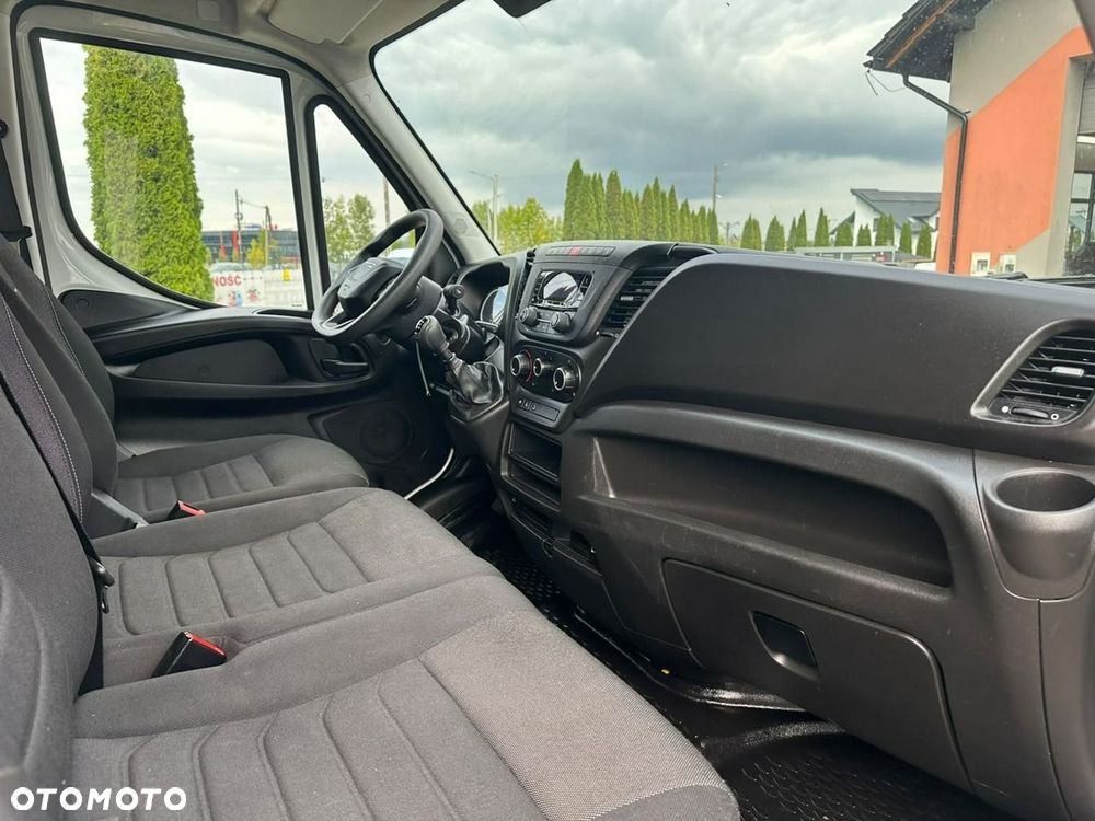 Iveco Daily 35C16 V - 16
