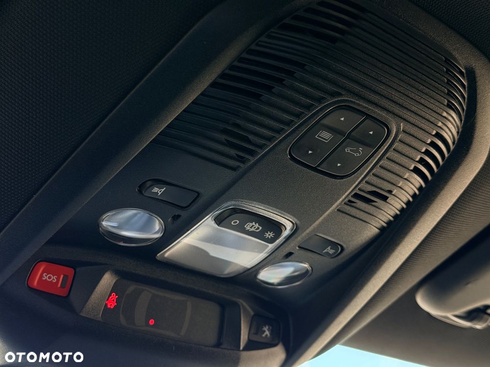 Peugeot 3008 2.0 BlueHDi GT S&S EAT8 - 26