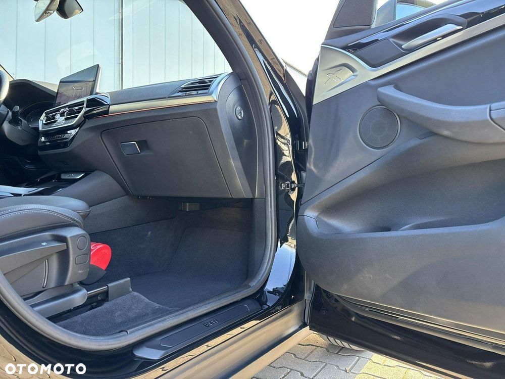 BMW X3 xDrive20i mHEV - 20