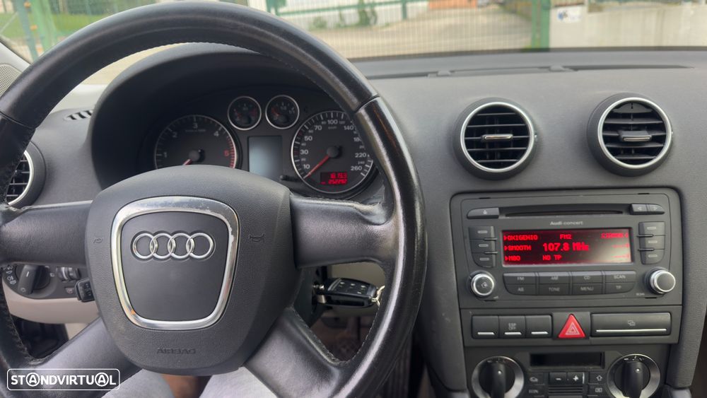 Audi A3 Sportback 1.9 TDi - 17