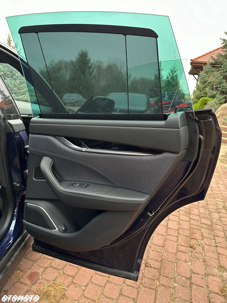 Maserati Levante S Granlusso - 37
