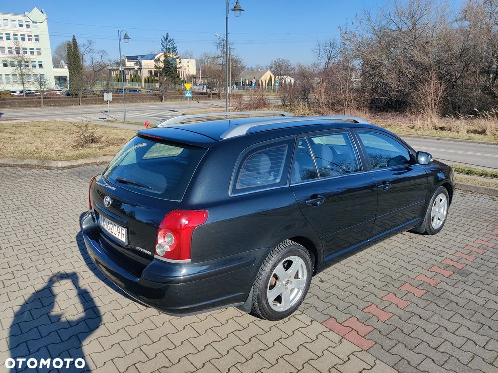 Toyota Avensis 1.8 VVT-i Sol - 7