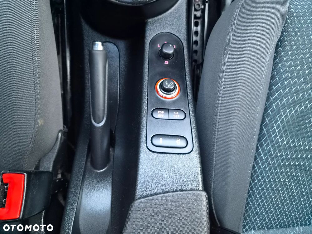 Seat Altea XL XL1.6 Reference - 29