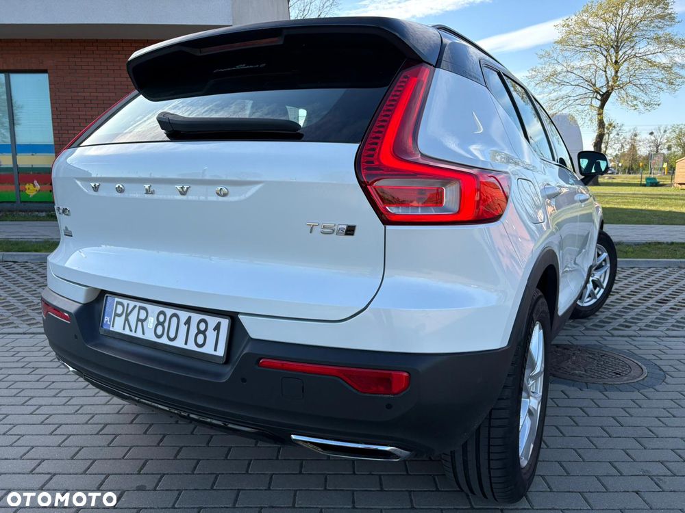 Volvo XC 40 T5 AWD R-Design - 10