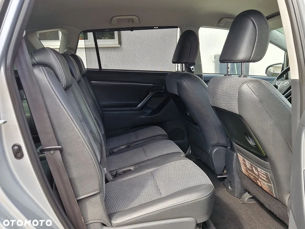 Toyota Verso 1.8 7-Sitzer Executive - 25
