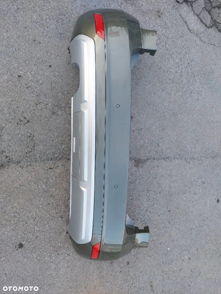 Skoda Yeti Lift Zderzak Tylny Kompletny PDC - 1