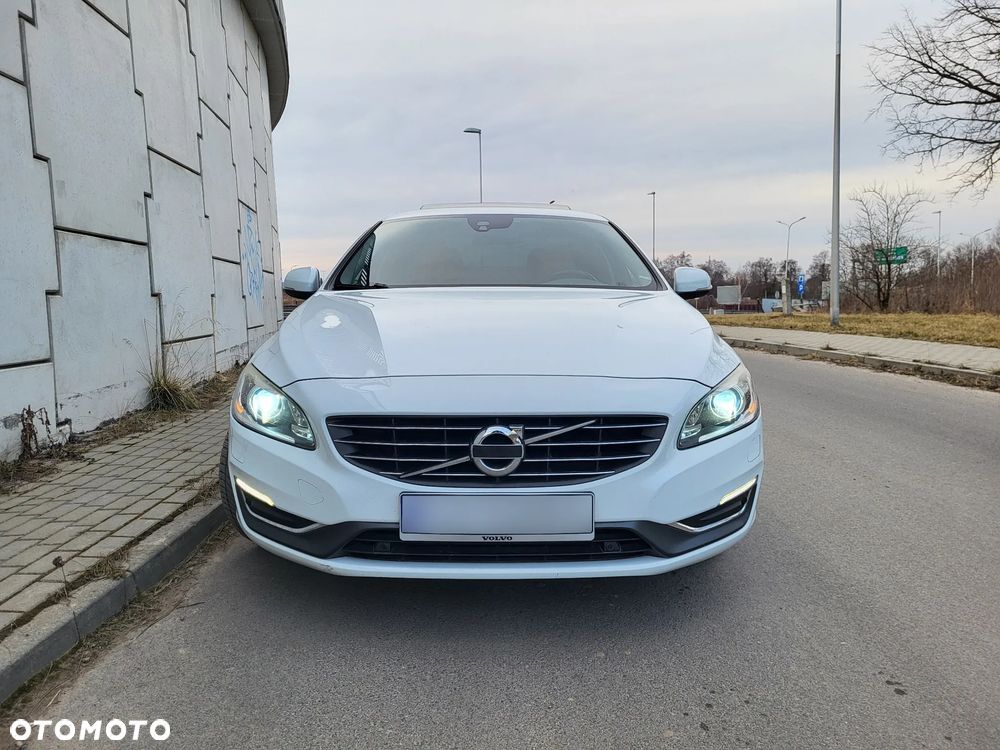 Volvo S60 - 2