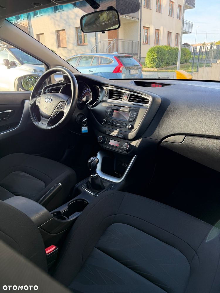 Kia Ceed - 17
