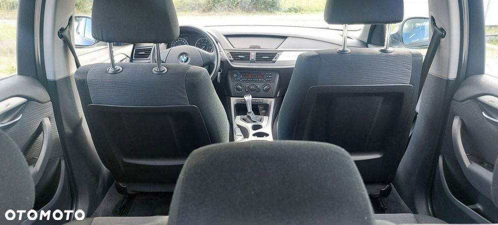 BMW X1 sDrive18i - 9